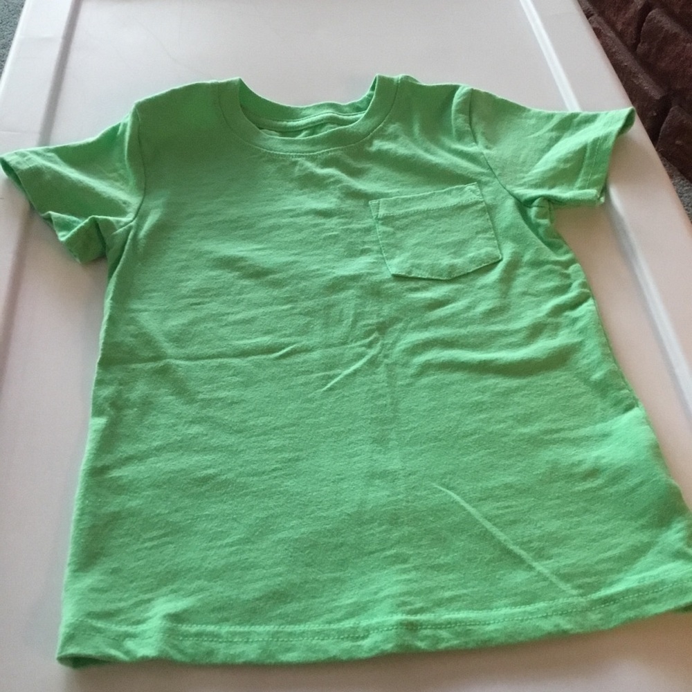 Cat & Jack Boys Mint Green T-Shirt.   Size 4